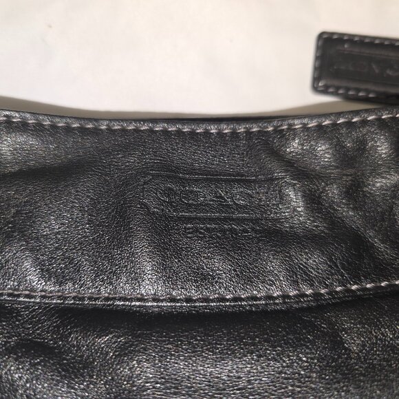 Authentic, Vintage 1994 Coach Zoe Hobo Bag in Black Leather - Picture 3 of 10